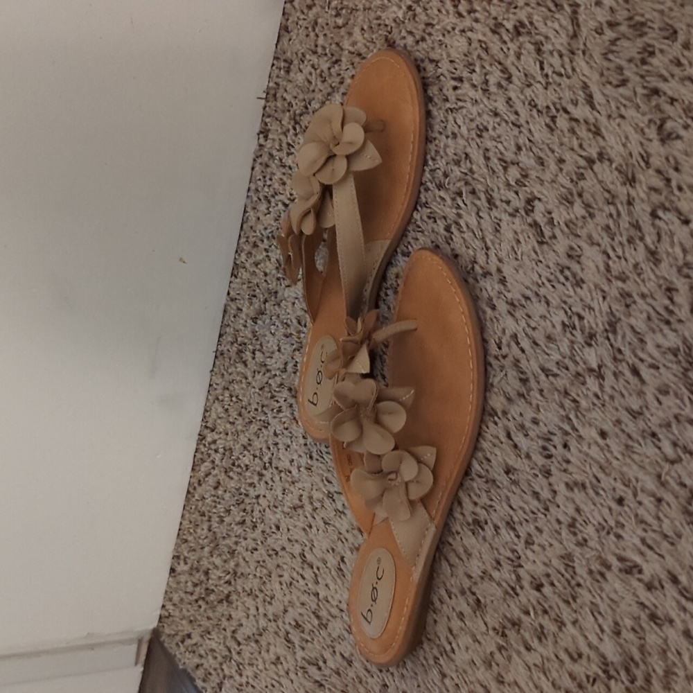 Boc - Floral Flip Flop - Beige - Women's Size 9
